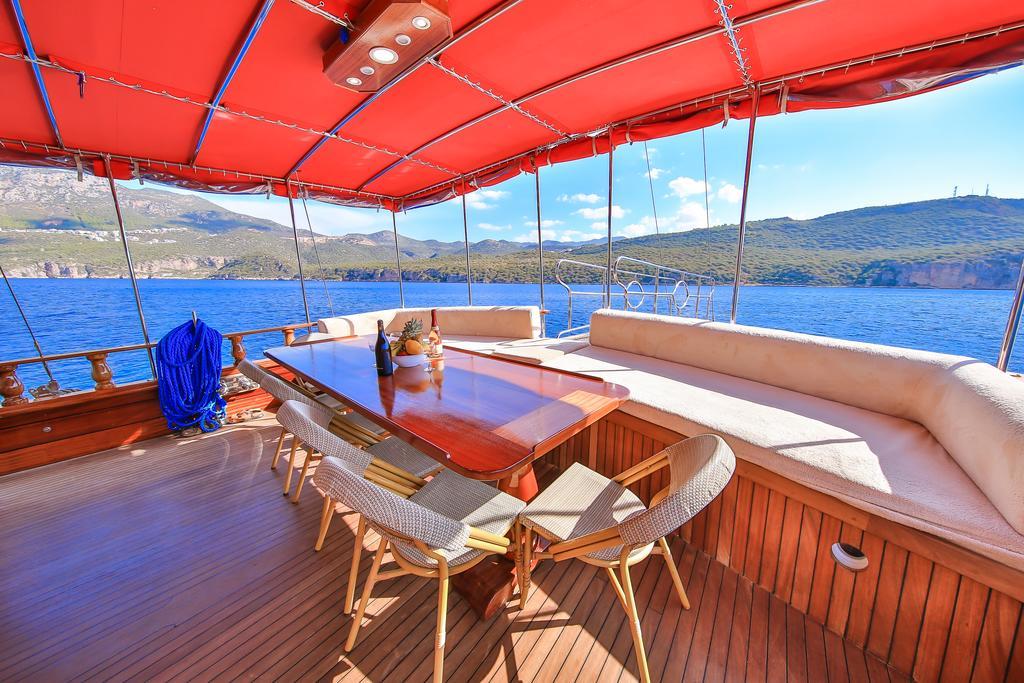 Blue Cruise Hotel Kas Bagian luar foto