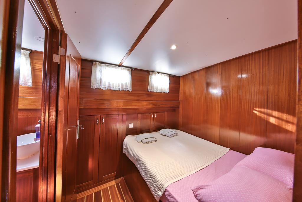 Blue Cruise Hotel Kas Bagian luar foto